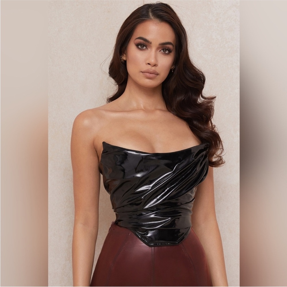 House of CB Marla Black Faux Patent Leather Boned Corset Top 🤍